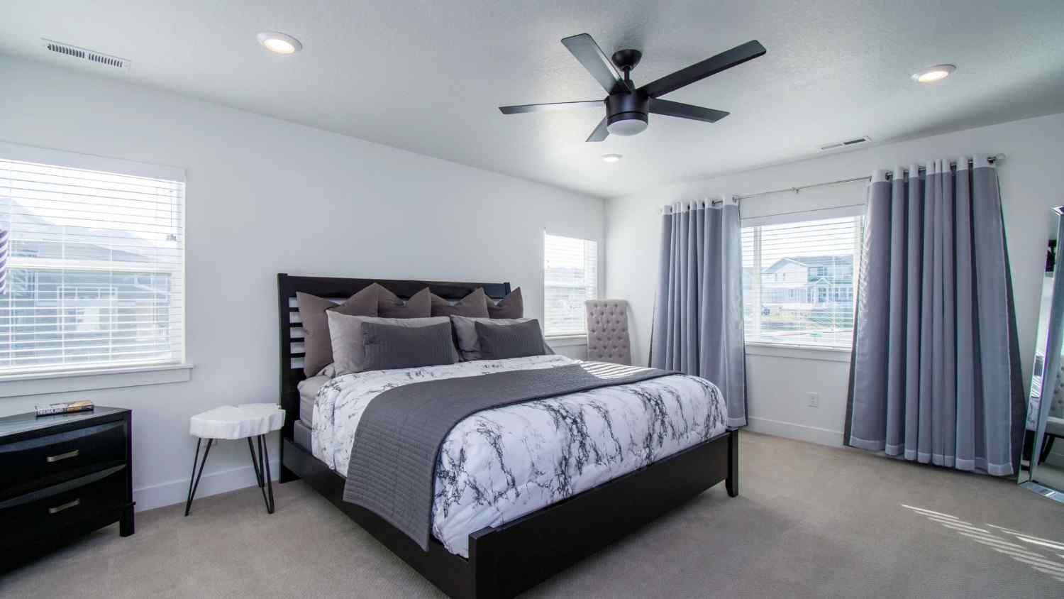 Bedroom Decor Ideas